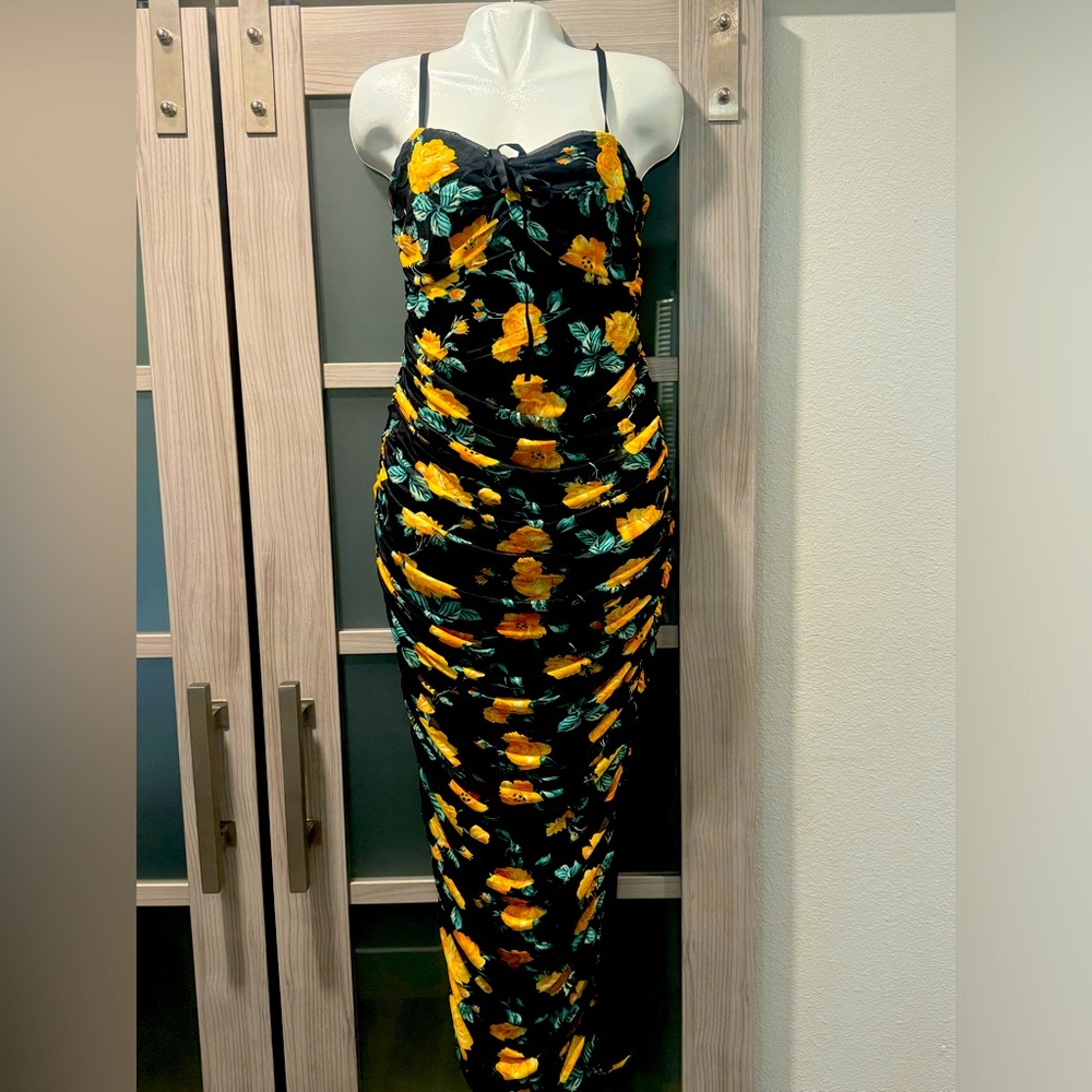 Venus , maxi dress. Stretchy , zip up back, Never worn